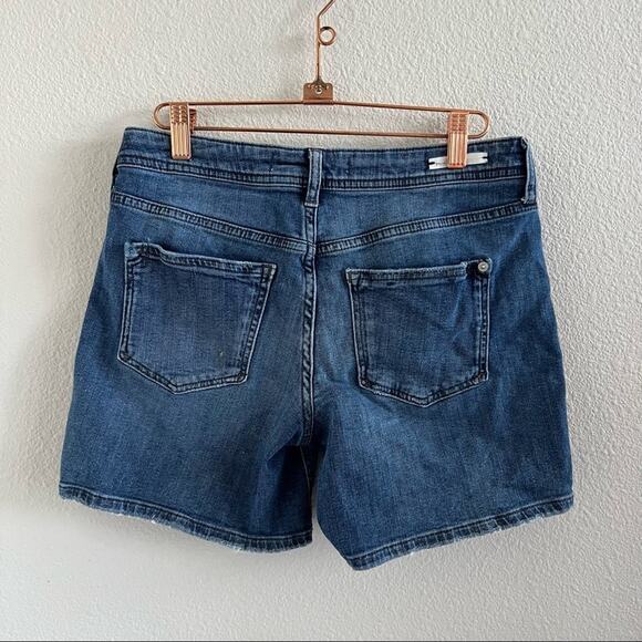 Pilcro and The Letterpress Slim Boyfriend Denim Jean Shorts Light Distressing 26 - Picture 4 of 9